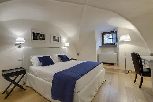 Dell'olio فندق مبيت وإفطار 3*