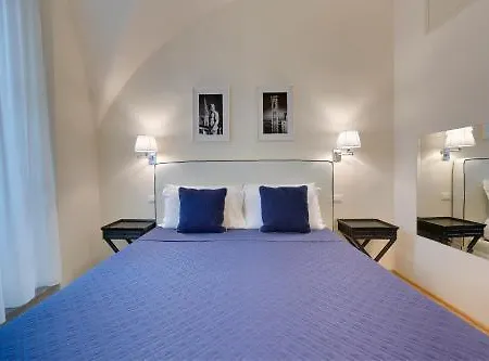 Dell'olio Bed and Breakfast 3*